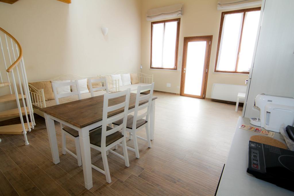 Agriturismo Cascina Della Fontana Lodi Kamer foto